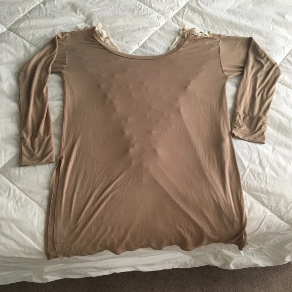 Beige tunic with lace back